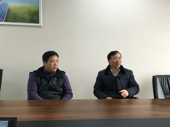 图2bwin姜斌经理和大家热烈交流_副本.jpg